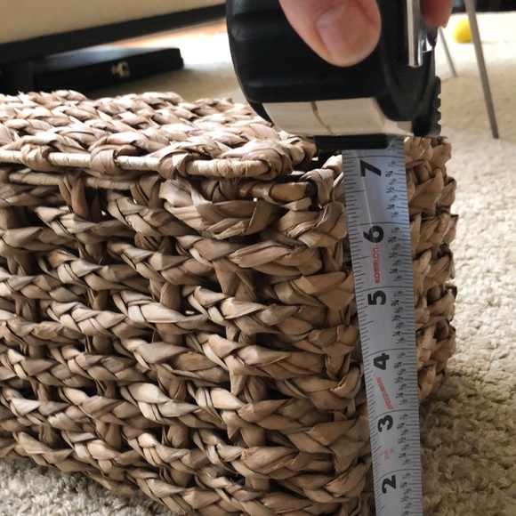 Wicker storage box - Picture 4 of 5